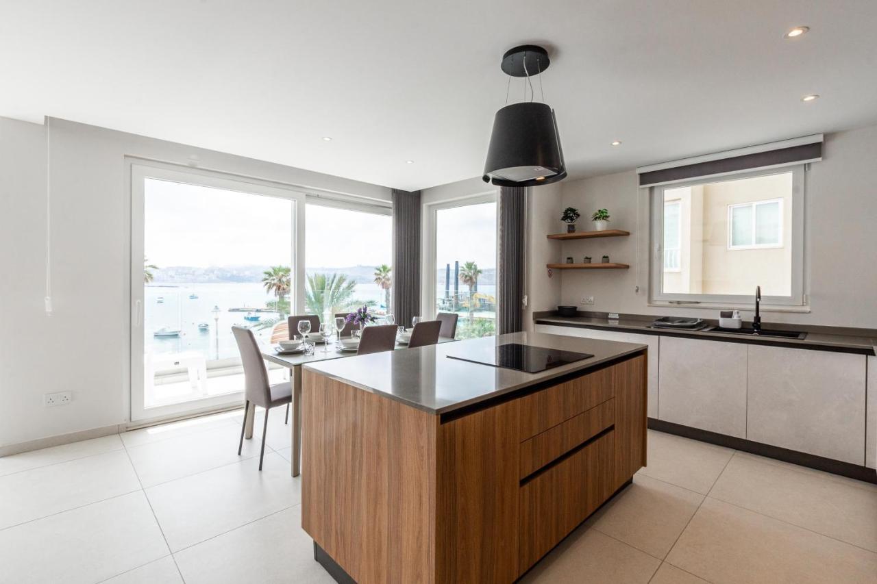 Seafront Luxury Apartment セント・ポールズ・ベイ エクステリア 写真