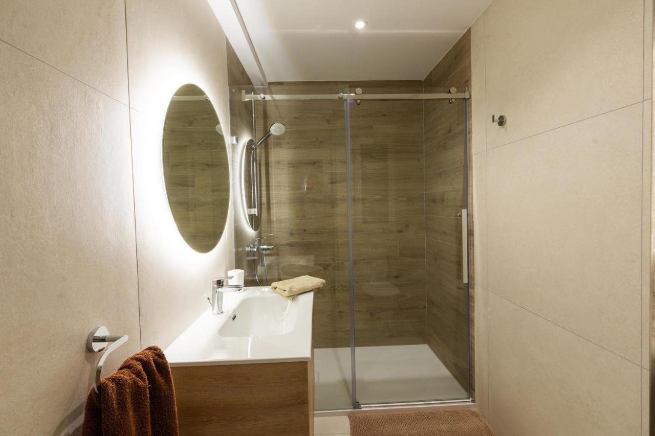 Seafront Luxury Apartment セント・ポールズ・ベイ エクステリア 写真
